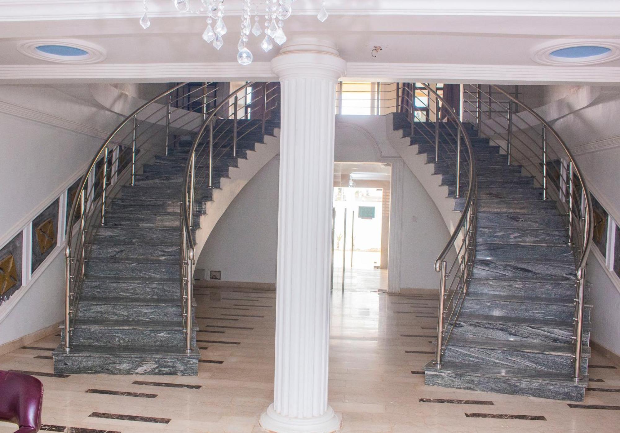 Adonai Hotel 特马 外观 照片