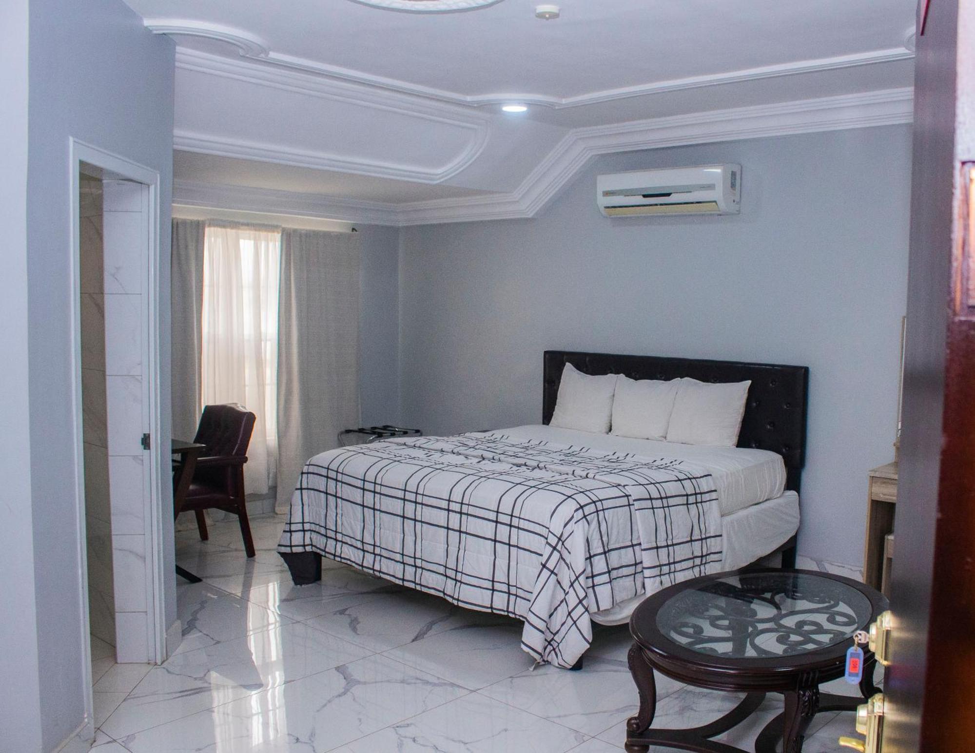 Adonai Hotel 特马 外观 照片