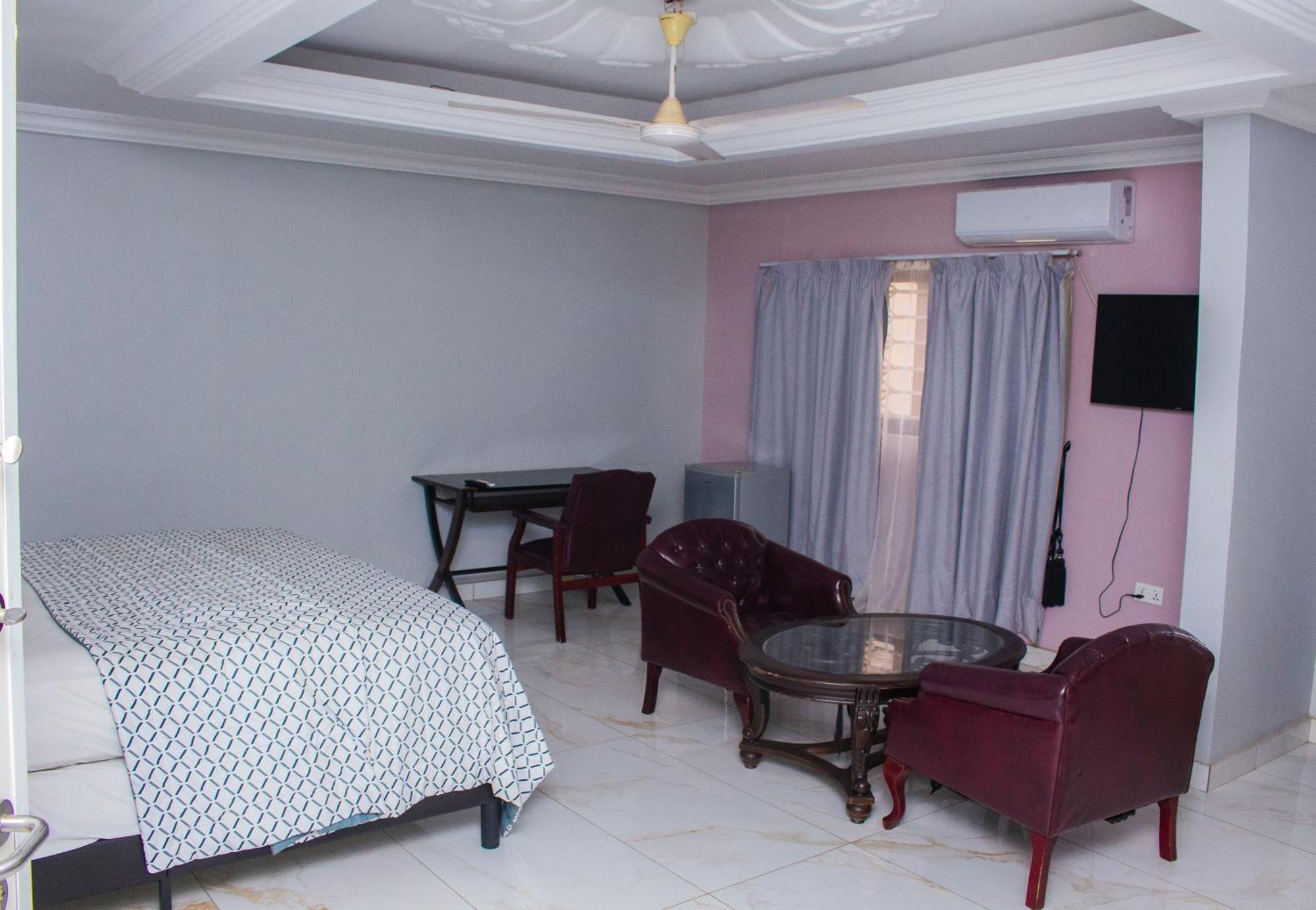 Adonai Hotel 特马 外观 照片